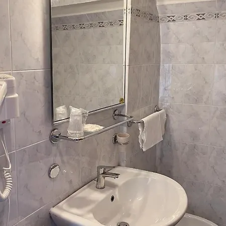 Umbria Szálloda 2*
