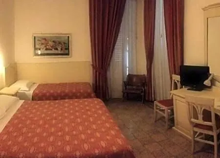 Umbria Hotel 2*