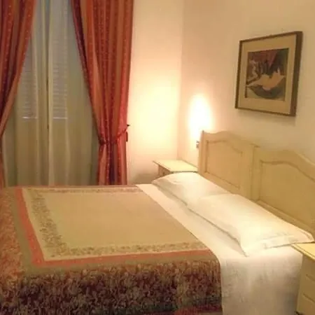 Hotel Umbria 2*