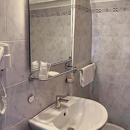 Umbria Hotel 2*