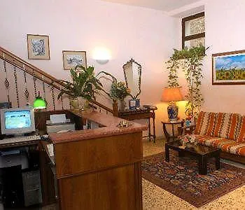 Отель Umbria