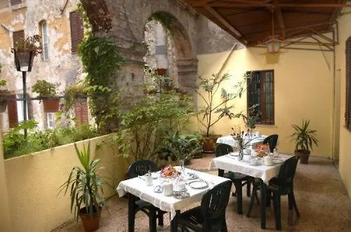 Hotel Umbria 2*
